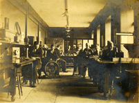 Electrical engineering class 1900